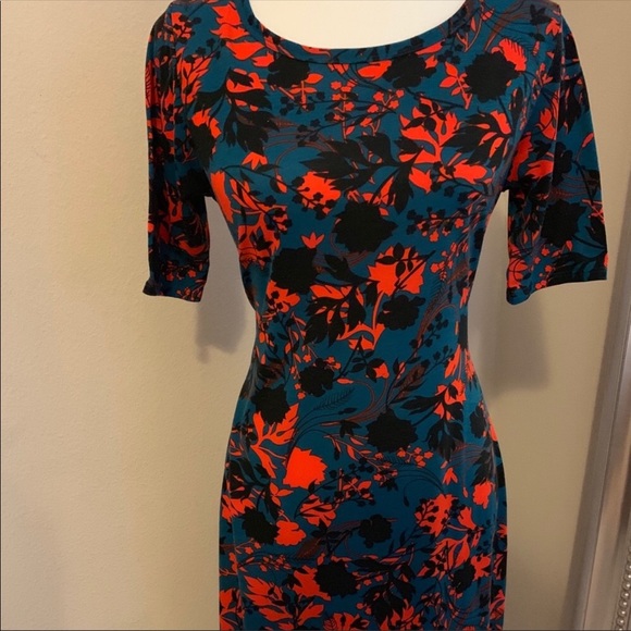 LuLaRoe Dresses & Skirts - Lularoe midi dress size medium